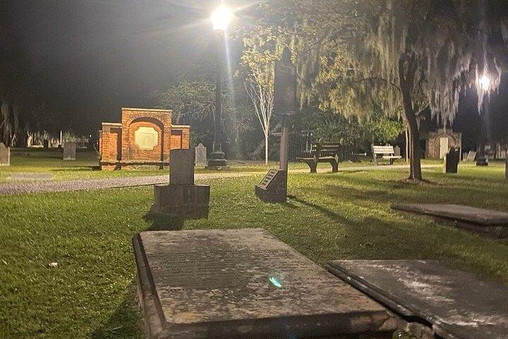 Savannah Haunted Pub Crawl Walking Tour