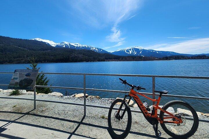 Scenic Valley Ride - E cykeltur - Whistler Marmot aktivitet