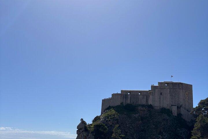 Tour a pie por el casco antiguo de Dubrovnik – Experiencia local