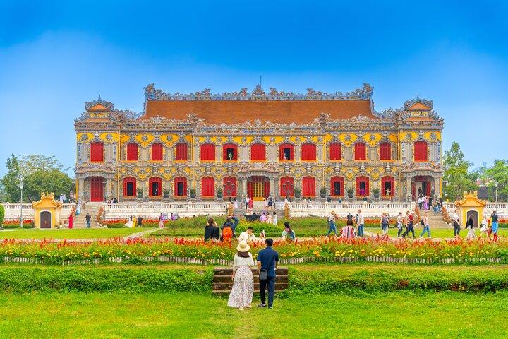 Visite de la ville de Hué - La ville impériale depuis Hoi An/ DA Nang