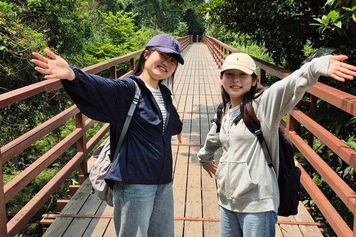 カオヤイ国立公園ハイキング＆滝終日プライベートツアー