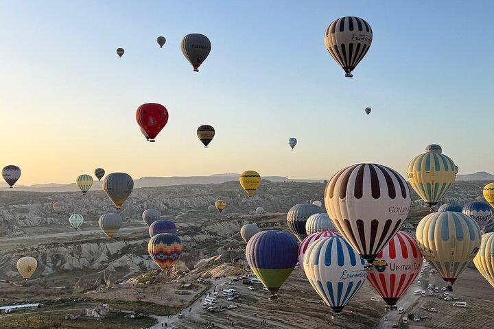 Tour in mongolfiera della Cappadocia
