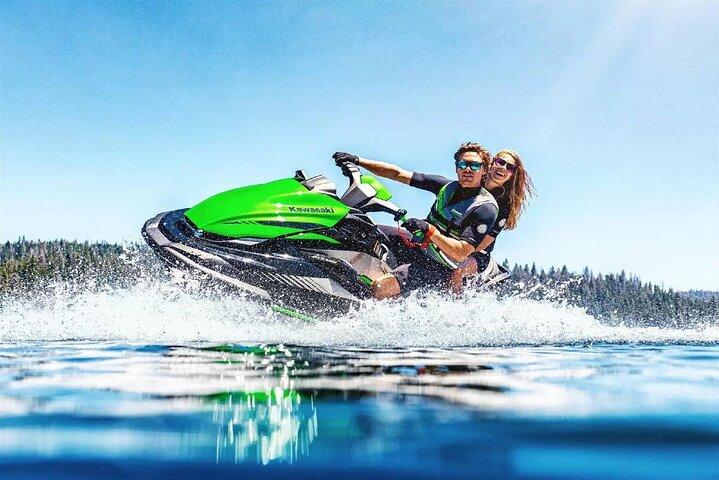 Doha Self Ride Jet Ski Experience con recogida y entrega