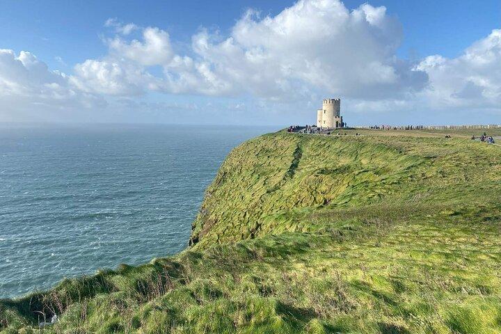 Da Galway City a Cliffs of Moher EXPRESS. Mezza giornata. Autoguidato