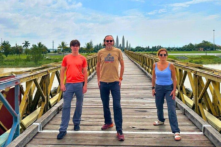 Vietnamkriegstour Hue nach DMZ Khe Sanh und Vinh Moc Tunnel