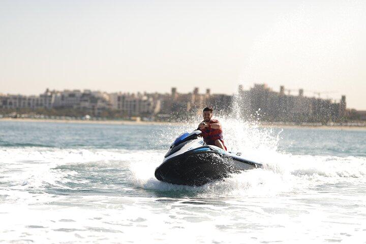Jetski 60 minutes: Burj Al Arab and Atlantis:Free pics and videos