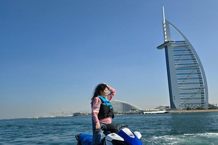 Jetski 60 minutes: Burj Al Arab and Atlantis:Free pics and videos