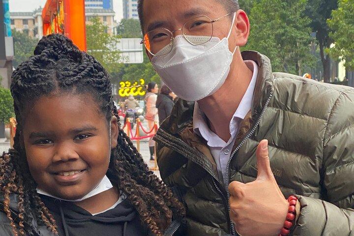 Shanghai Disneyland To Hongqiao Airport: Particular com Serviço Meet & Greet