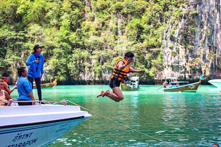 Phuket Phi Phi Maya Bay y las Islas Khai Snorkeling en lancha rápida