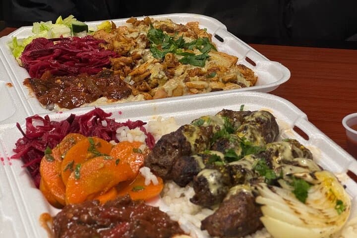 Chef-Led Brooklyn Street-Food Tour in Williamsburg & Greenpoint