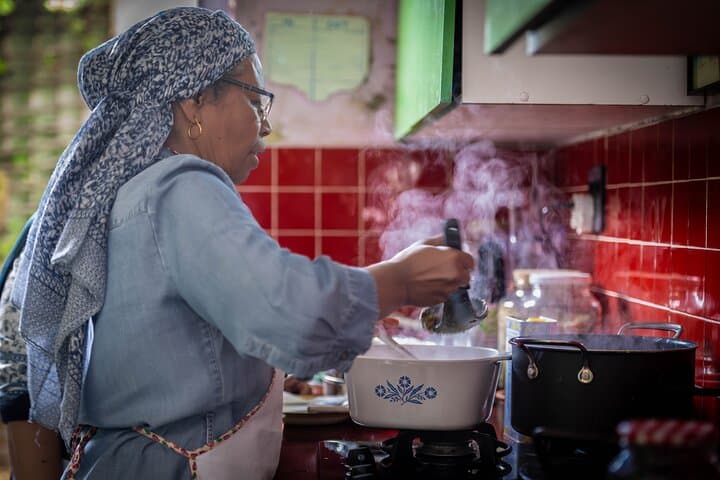 Cape Malay/Creole Cooking Class and Local Shopping in Salt River