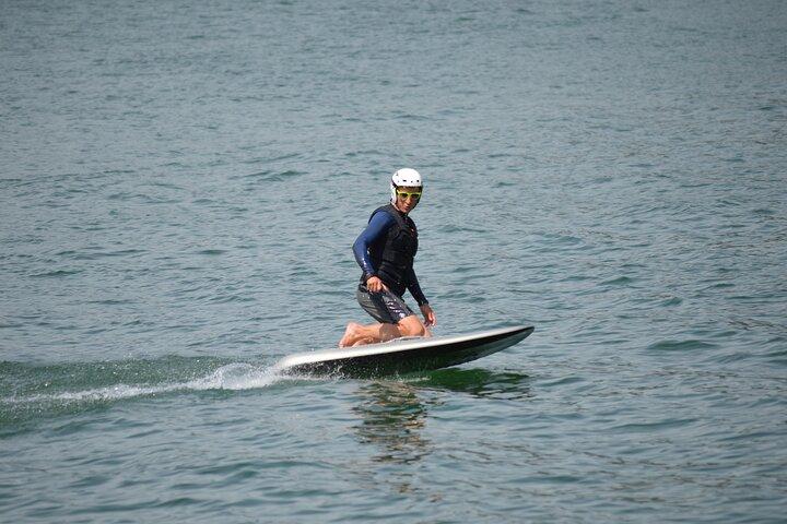 Clase de surf en el Lago de Como con Aperitif