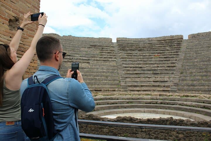 Pompeii and Vesuvius Private Tour from Naples – Driver and Guide