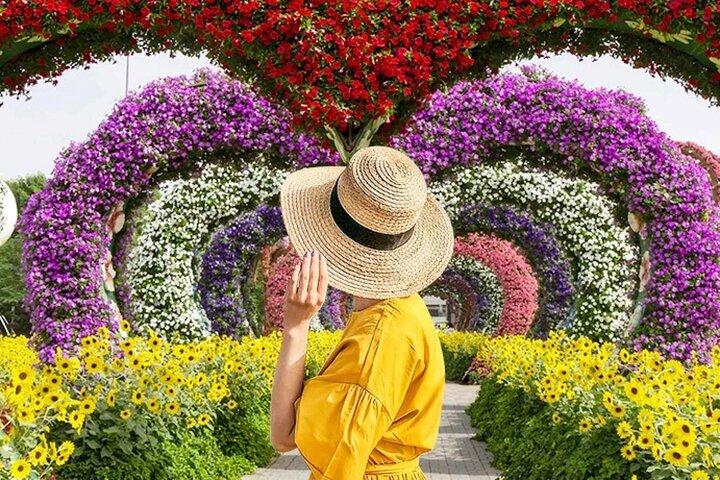 Skip the Line billet til Dubai Miracle Garden og transfer mulighed