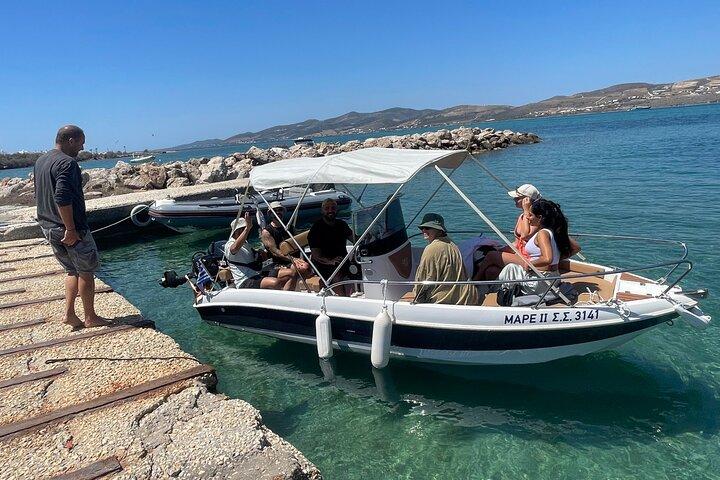 Aluguer de barcos na Costa de Paros