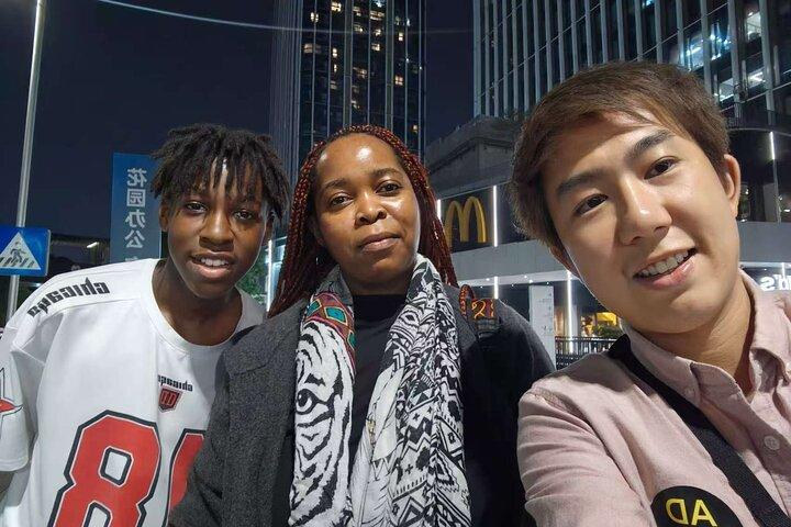 Traslado privado en Shenzhen con servicio de inglés