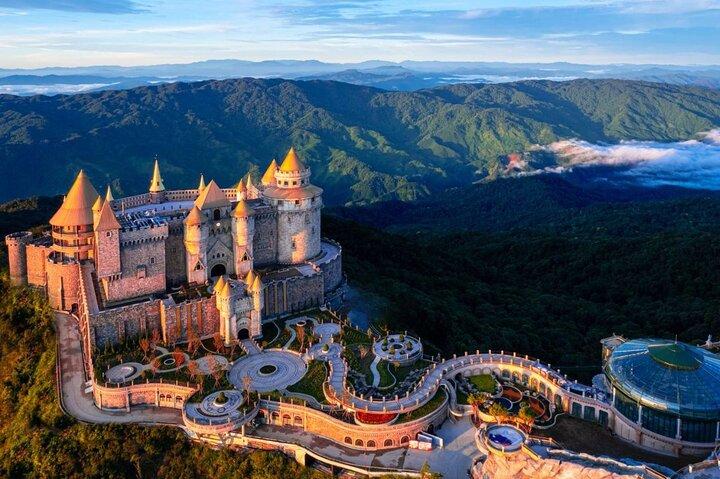 Visite du Golden Bridge et du téléphérique de Ba Na Hills au départ de Hoi An/DA Nang