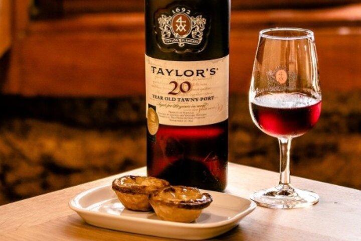 Cata de Vino de Oporto en Taylor’s Lisboa