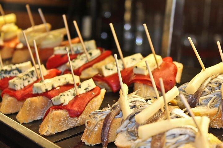 Madrid: Private Tapas-Verkostung mit einem Gastgeber