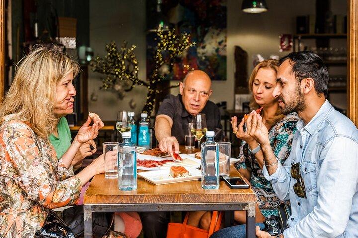 Madrid: degustación privada de tapas con un anfitrión