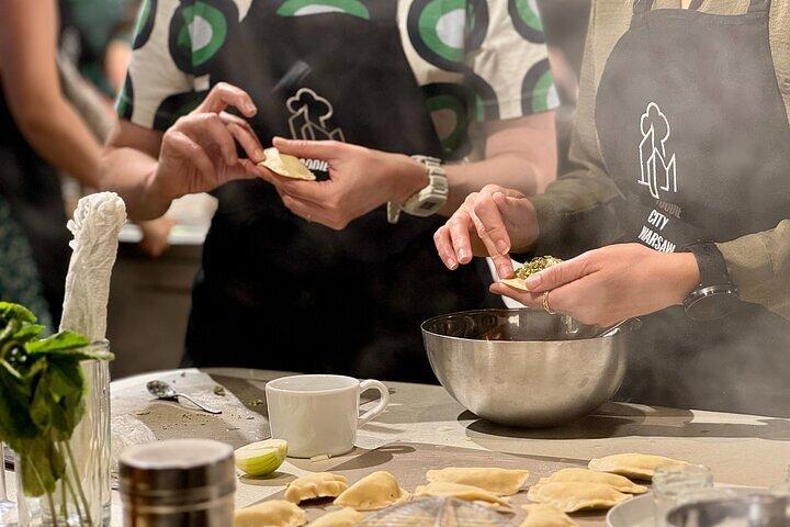 Smaak van Warschau : Pierogi kookles