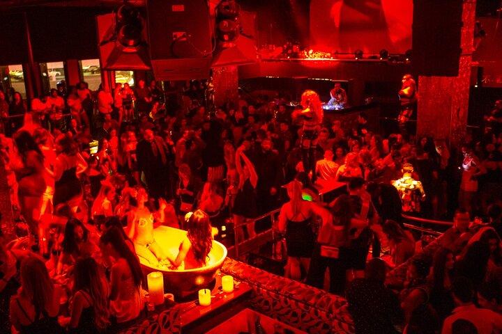 Hip Hop Party Bus Club Crawl