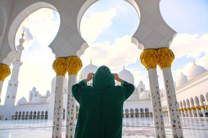 De Dubaï : Grande Mosquée d'Abou Dabi, Palais. Souk, Etihad & Louvre