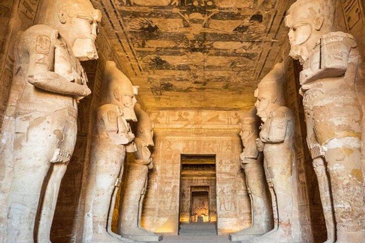 4-Night Cruise from Luxor to Aswan with Free Hot Air Balloon
