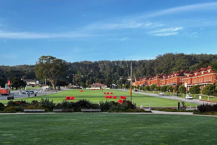 Iconic San Francisco Urban Hiking Tour