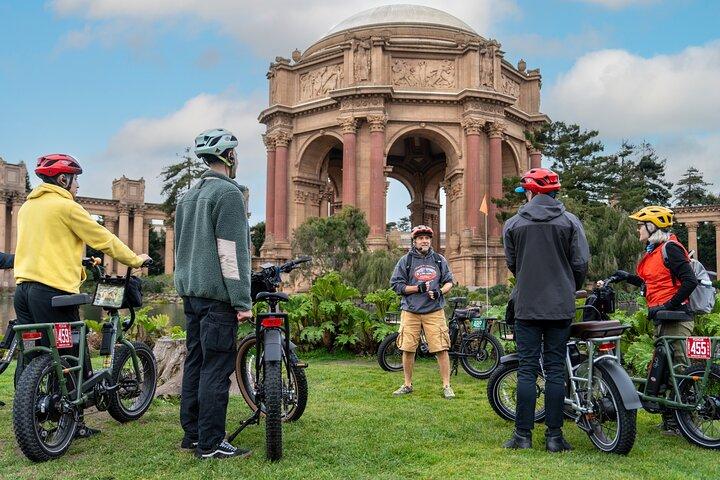 Golden Gate Bridge Guided Bike or E-Bike Tour de São Francisco a Sausalito