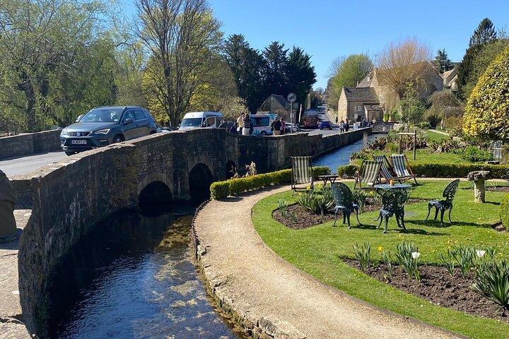 Visite privée en taxi noir des Cotswolds avec prise en charge à l'hôtel