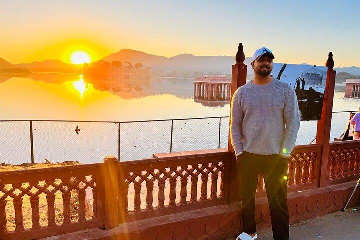 Jaipur Sonnenaufgangserlebnis mit Blumenmarktspaziergang und Stadtrundfahrt