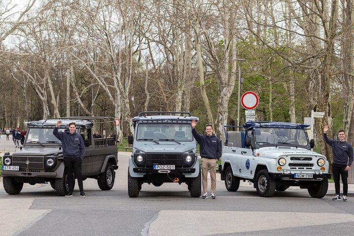 Private Budapest City Tour mit Classic Russian Jeep oder G-Wagon!