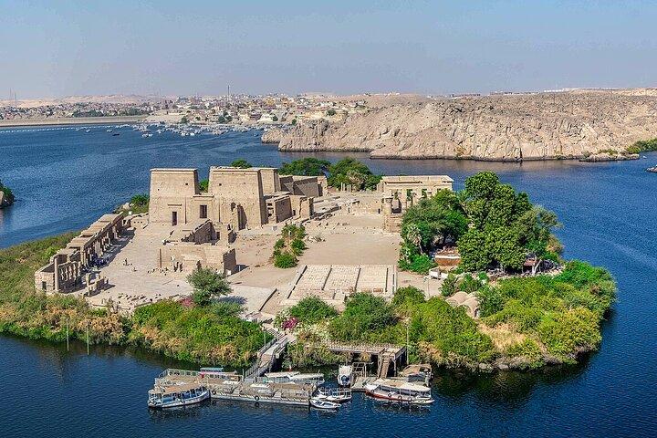 Luxor naar Aswan Tour met Edfu en Kom Ombo
