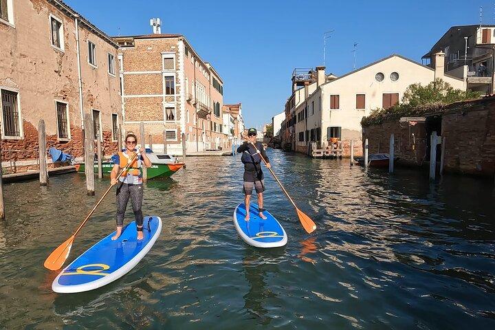 Passeio de Stand Up Paddle pelos Canais de Veneza
