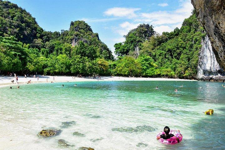 クラビからスピードボートで行くホン＆パラダイス島海上の旅