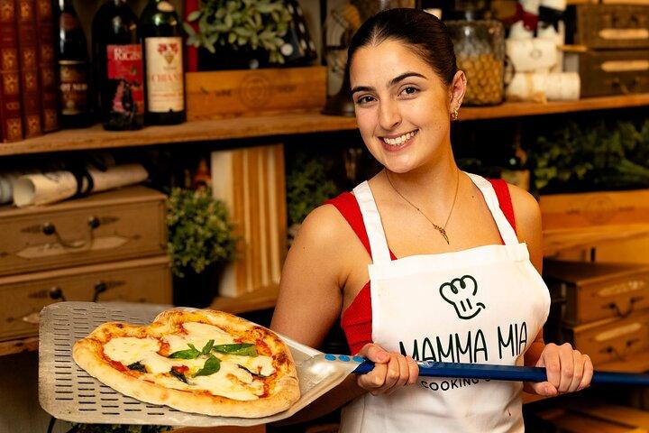 Napolitaanse Pizza en Ambachtelijke Gelato met Onbeperkt Wijn