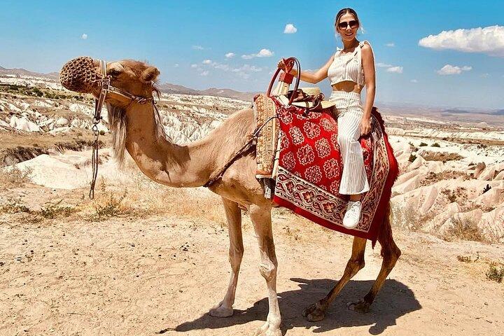 Balade en chameau en Cappadoce au lever du soleil ou en journée