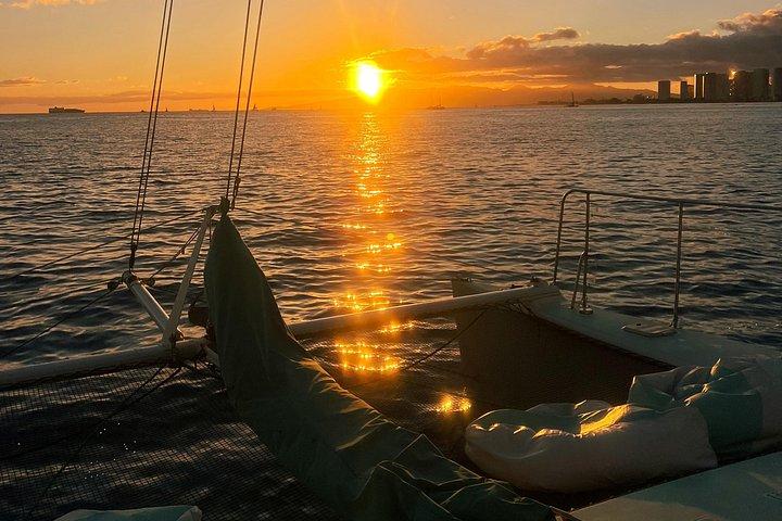 Private Catamaran Sunset Sail in Waikiki