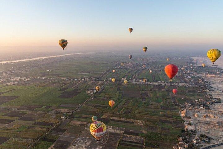 Luxury Hot Balloon Ride in Luxor with Hotel Pickup
