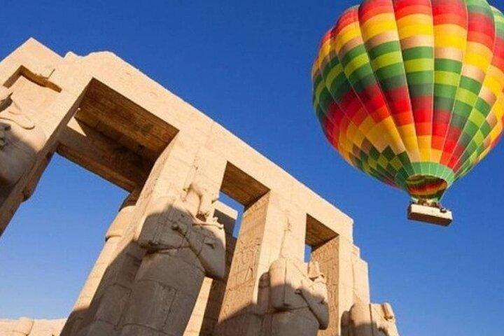 Luxury Hot Balloon Ride in Luxor with Hotel Pickup