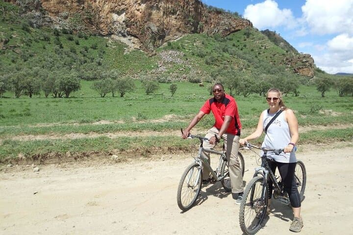 Hell's Gate and Lake Naivasha Guided Day Trip
