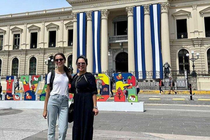 Privat stadsrundtur i San Salvador - Historia, gatumat och lokalt liv