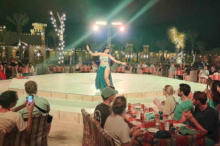 EVENING DESERT SAFARI SHARING CAR WITH DINNER & ENTERTAINMENt
