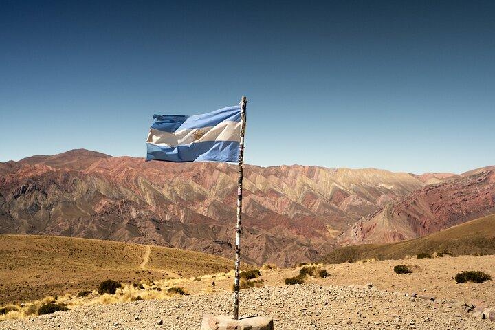 Tour de Día Completo a Humahuaca y Hornocal