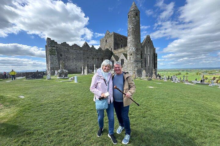 Visite privée de luxe Rock of Cashel et Cahir Castle, 7 invités Max