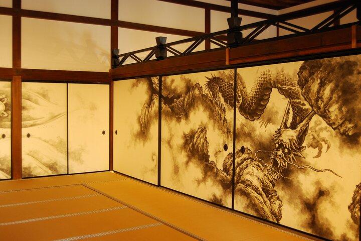 京都： 金閣寺歴史ガイドツアー