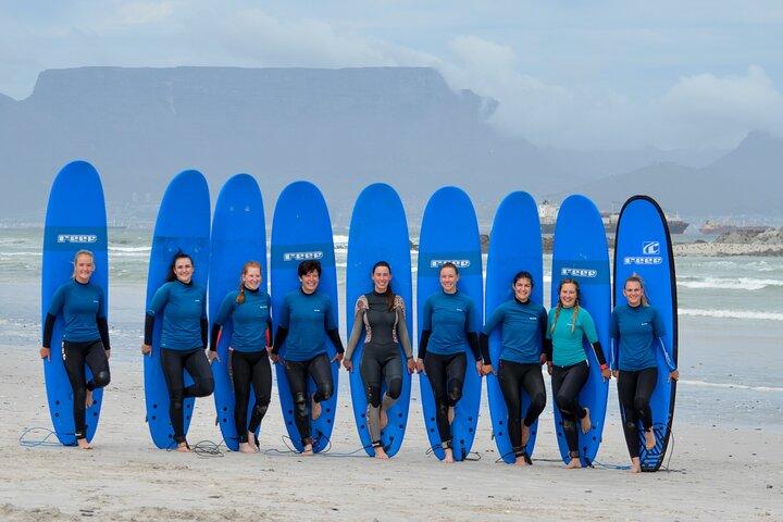 Attrapez les vagues entre amis au Cap (cours collectifs)
