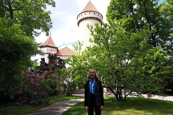 Visite privée du château de Konopiste au départ de Prague Entrée incluse