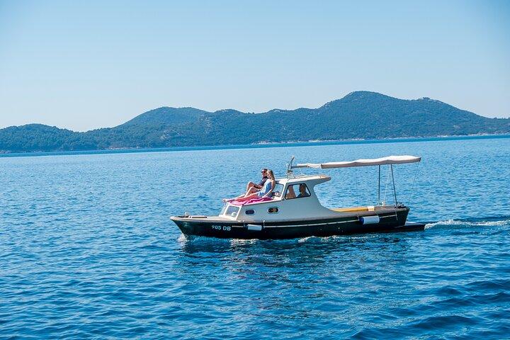 Privata halvdags- och heldagsturer på Elaphiti Islands